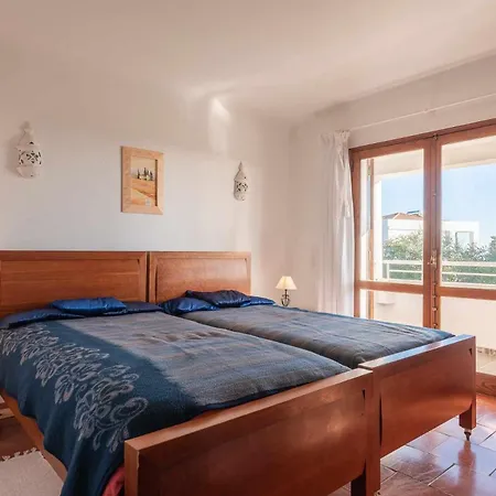 Andrea 빌라 알부페이라